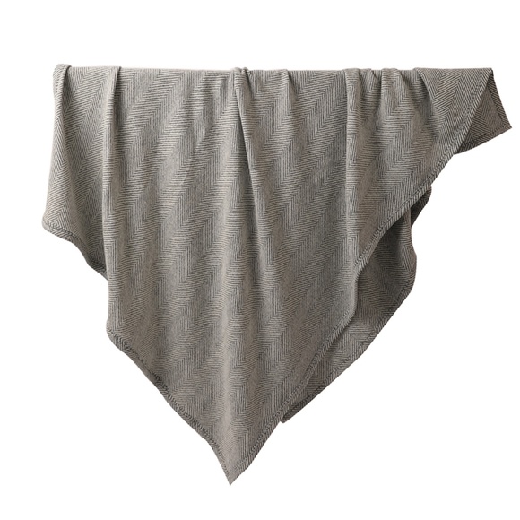 100% Wool Grey and Ivory Soft Herringbone Throw Blanket 53"x69" - Picture 8 of 12
